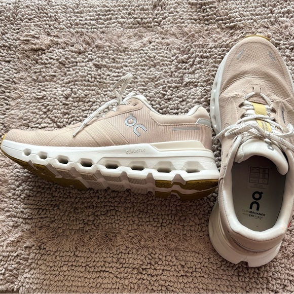 On Running Shoes - On Running Women’s Cloudtec Lace-Up Sneakers in Beige and Yellow Accents